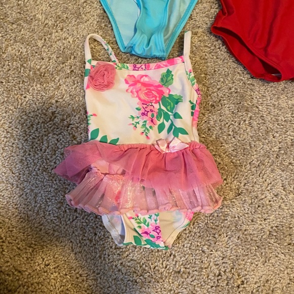 Girls 6-12 month swimsuit lot - Picture 2 of 5